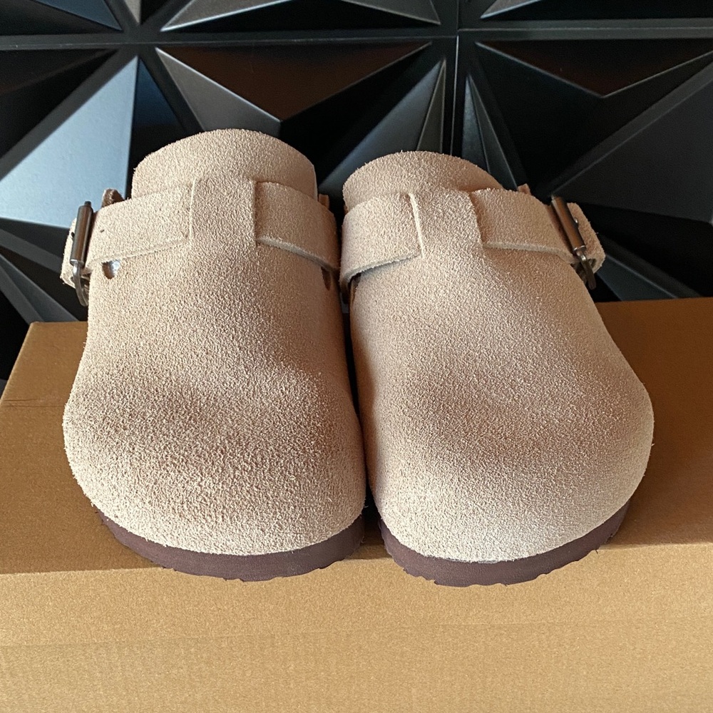 Steve Madden wilderr taupe suede